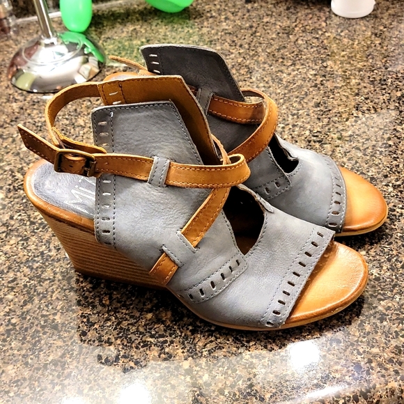 Miz Mooz Shoes - Miz Mooz